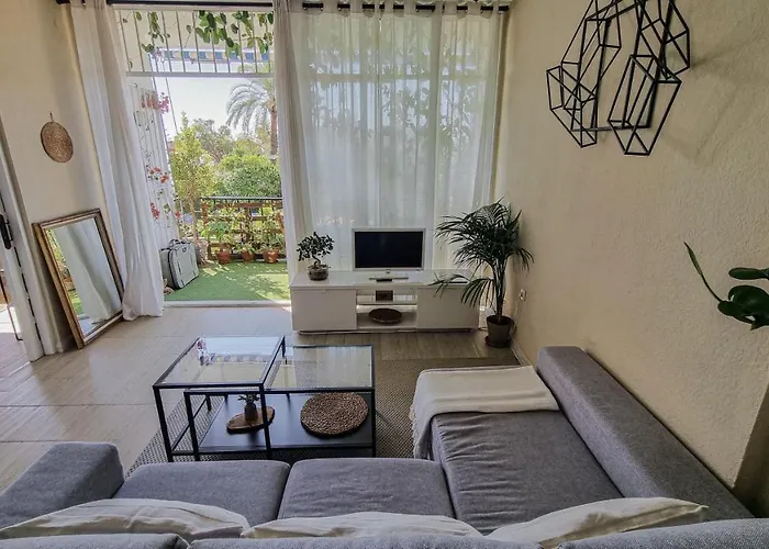 Palm House Apartment