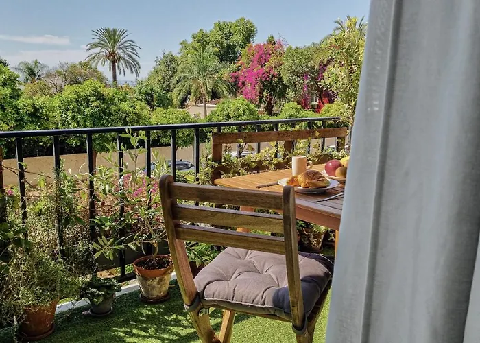 Apartment Palm House